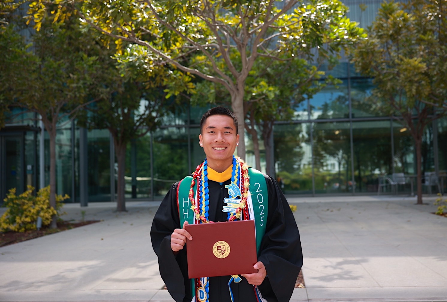 Large Group Graduation Pictures
