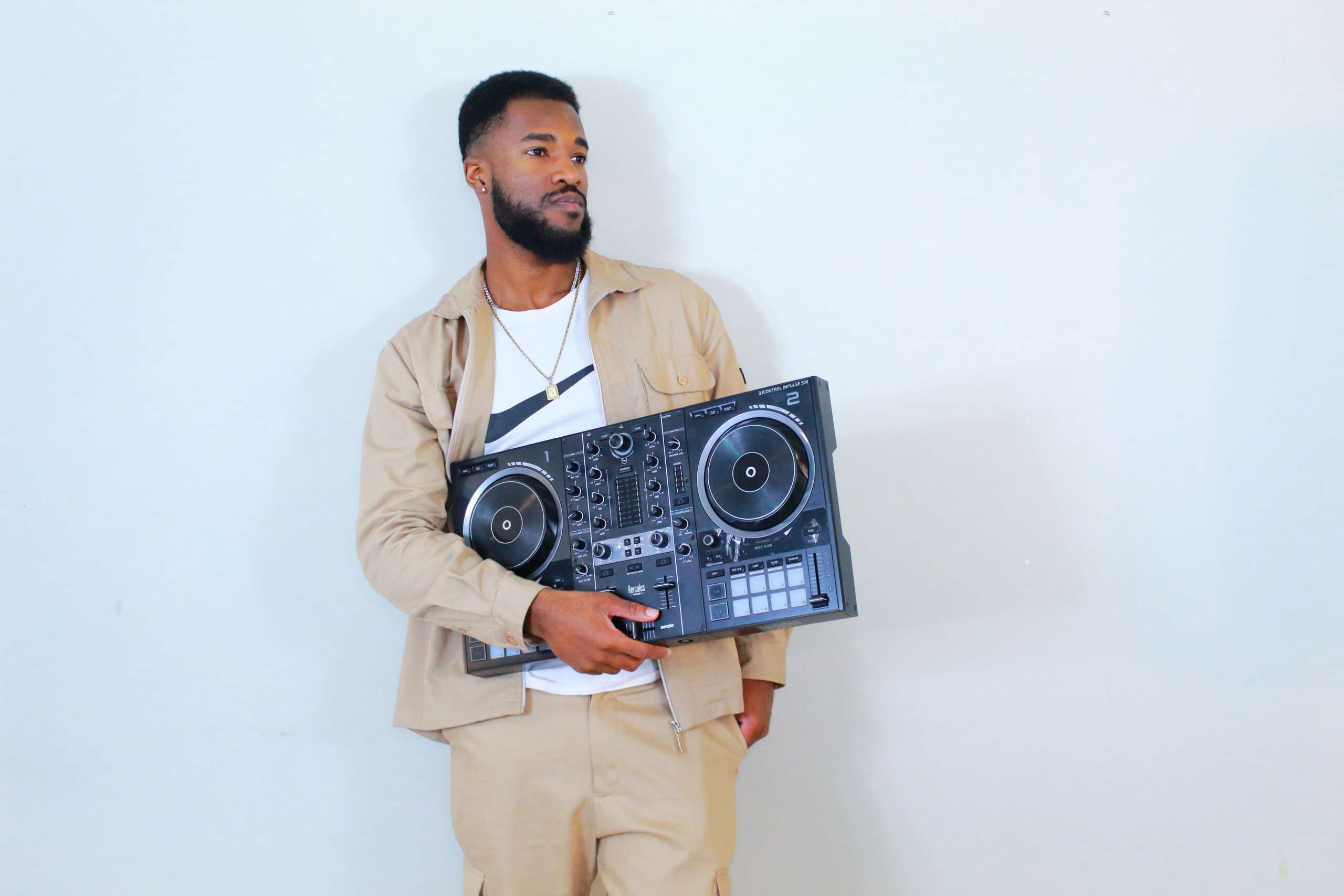 DJ + Sound