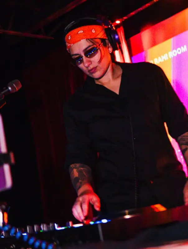 DJ Annalxg gallery 2