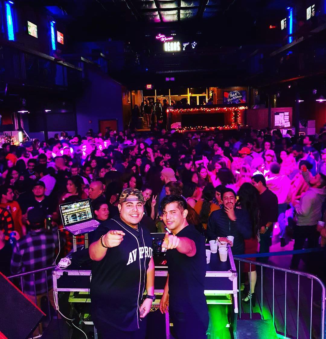 Clubs/Bars
