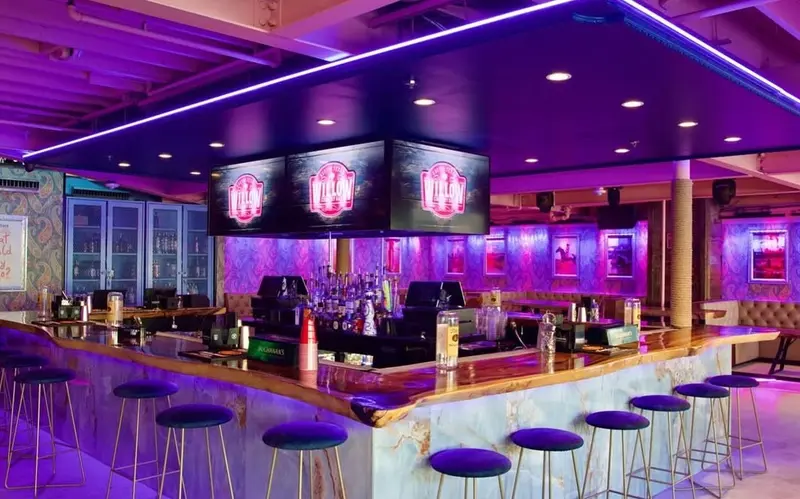 Willow Country Bar